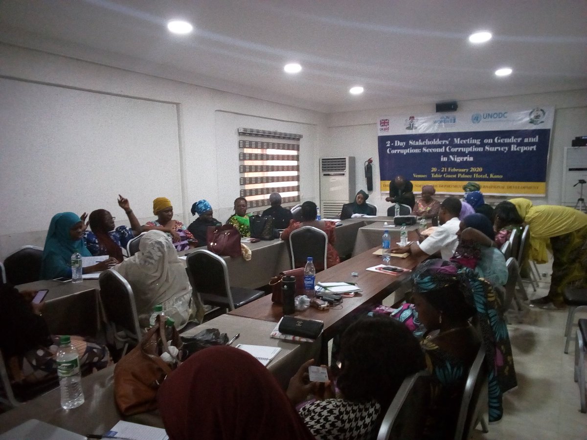 EsmerChifiero's tweet image. Gender groups, 11 state commissioners of women affairs discuss gender dimensions to corruption and way forward from @nigerianstat @UNODC_Nigeria survey report. Thanks to @unwomenNG #PCAC, Kano @DFIDNigeria