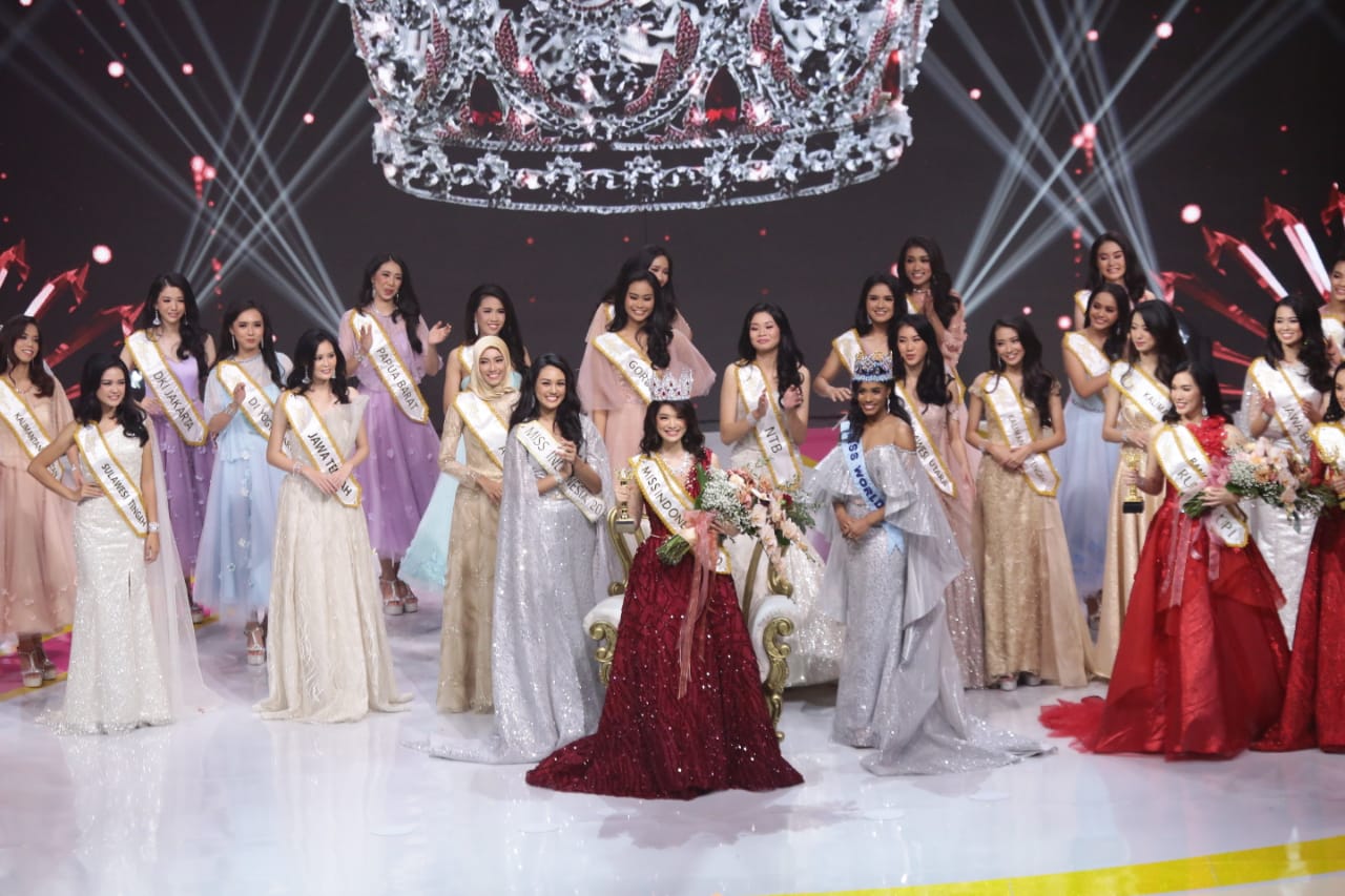 2019 | MISS WORLD | TONI ANN SINGH - Page 5 ERPM6l5UYAAd6lG?format=jpg&name=large