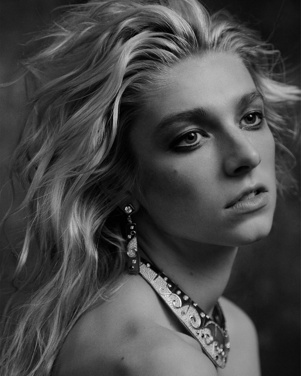 hunterslatest's tweet photo. 📸 Hunter Schafer na capa da Generation V para a @vmagazine.  (2) https://t.co/AzrDUtqlYH