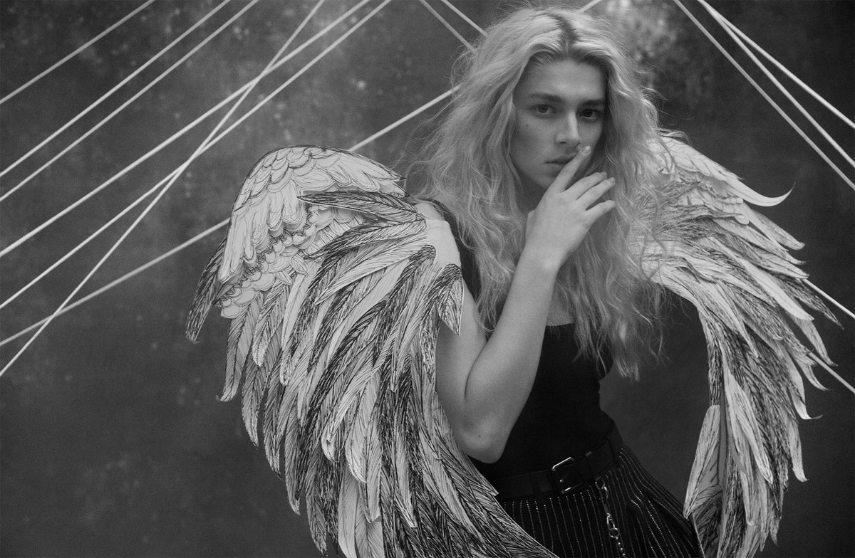 hunterslatest's tweet photo. 📸 Hunter Schafer na capa da Generation V para a @vmagazine.  (2) https://t.co/AzrDUtqlYH