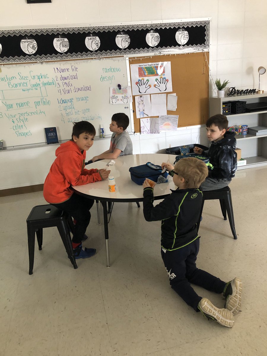 jenniferkayette's tweet photo. LEGO lunch with some great students today! They showed great character @SULLELEM and received LEGO Lunch after spinning the character wheel! #seseaglepride #character #LEGO @CrystalDugger5 https://t.co/kJabymfn2j