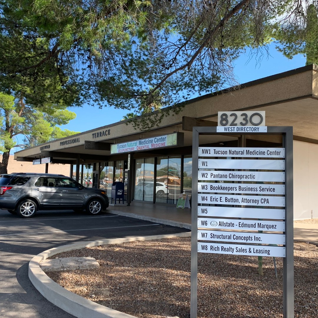 Sherwood Professional Terrace
Space for lease or sale

#tucsonoffice #buildingsforsale

ow.ly/hyLc50ynJLD
Cushman & Wakefield ǀ PICOR