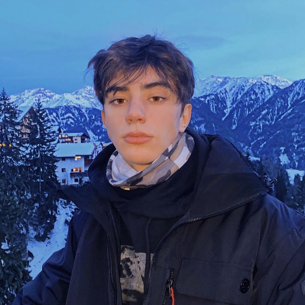 meriist2's tweet photo. Yer yok ₺$€£ 🏢
Meriç 17 Yaş Yabançi ✔️
Aktif Yer yok🏘

(DM)(DM)🔴
#sisligay 
 #istanbulgay
#taksimgay 
#mecidiyeköygay 
#şişli #taksim 
#istanbulpasif 
#taksimpasif 
#massageladyboy 
#اسطنبوا_شيميل #سالب_اسطنبول #موجب_اسطنبول #gayistanbul #gay https://t.co/ZSnnCOPh2j