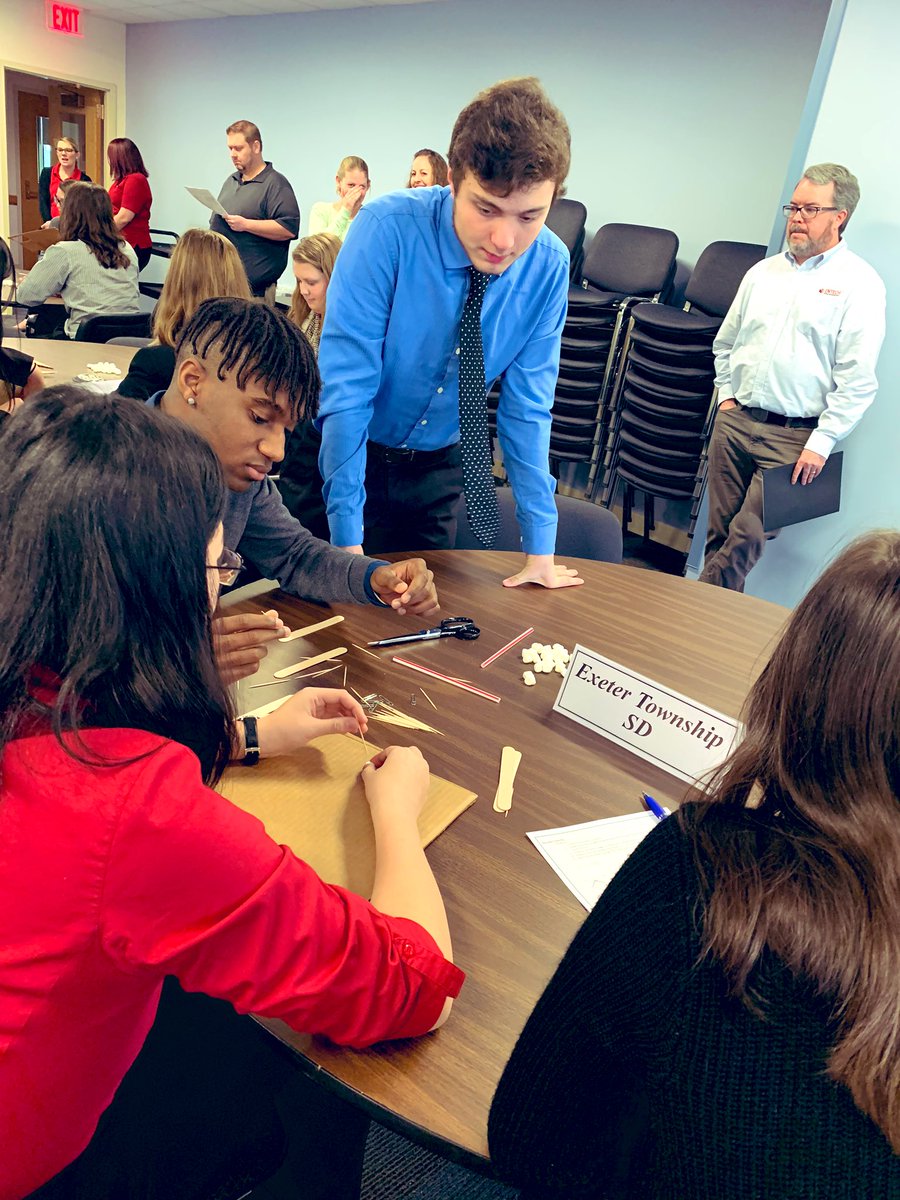 lynhilt's tweet photo. Project in a box! @GovMifflinSD @WyoAreaSD @ExeterTwpSchool @BerksStem #GovsSTEMComp #BerksSTEM #STEMinPA https://t.co/EeXivon4AR