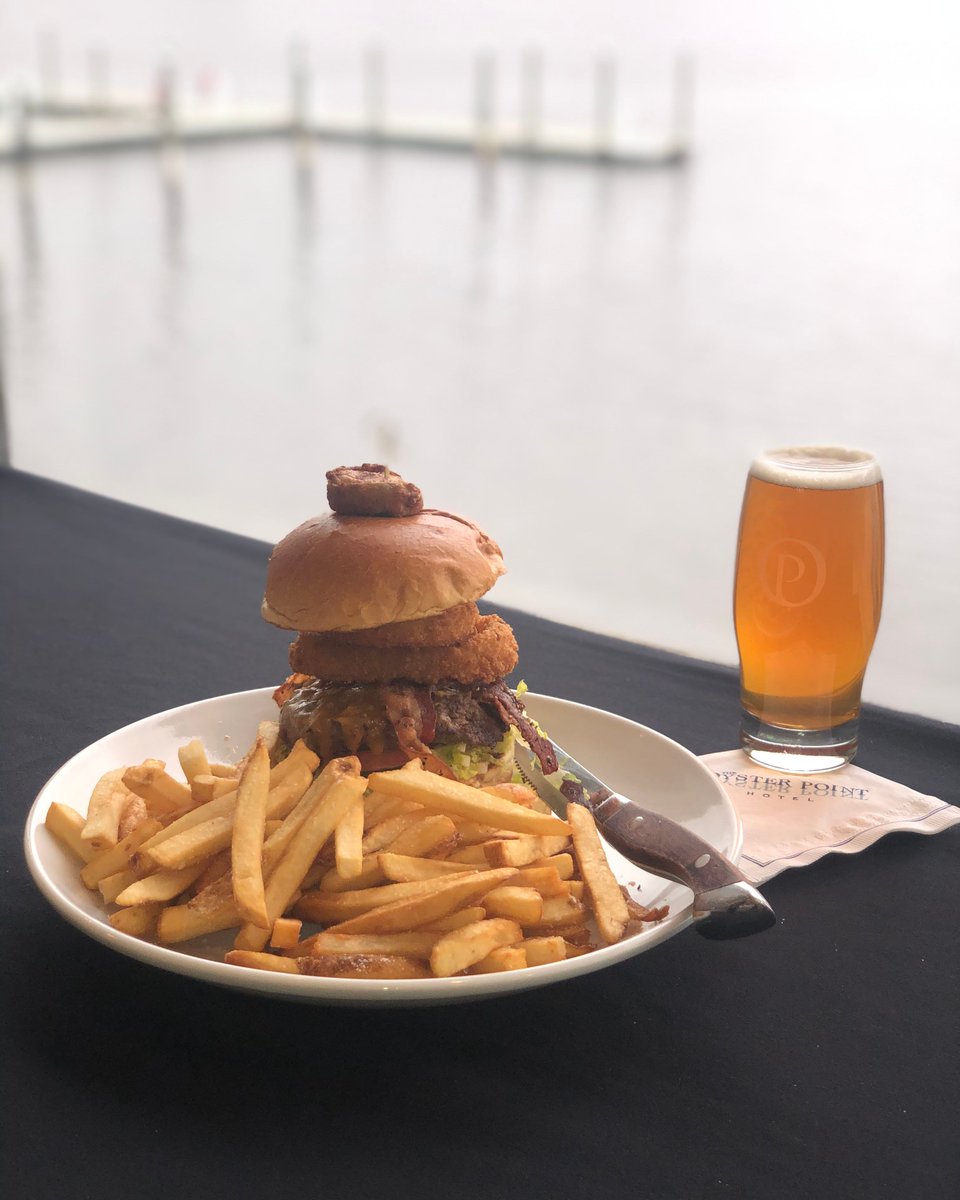 We’ve got your dinner plans covered! Every Thursday at Pearl you can enjoy our Steak House Burger with any beer or glass of house wine for $16.95.