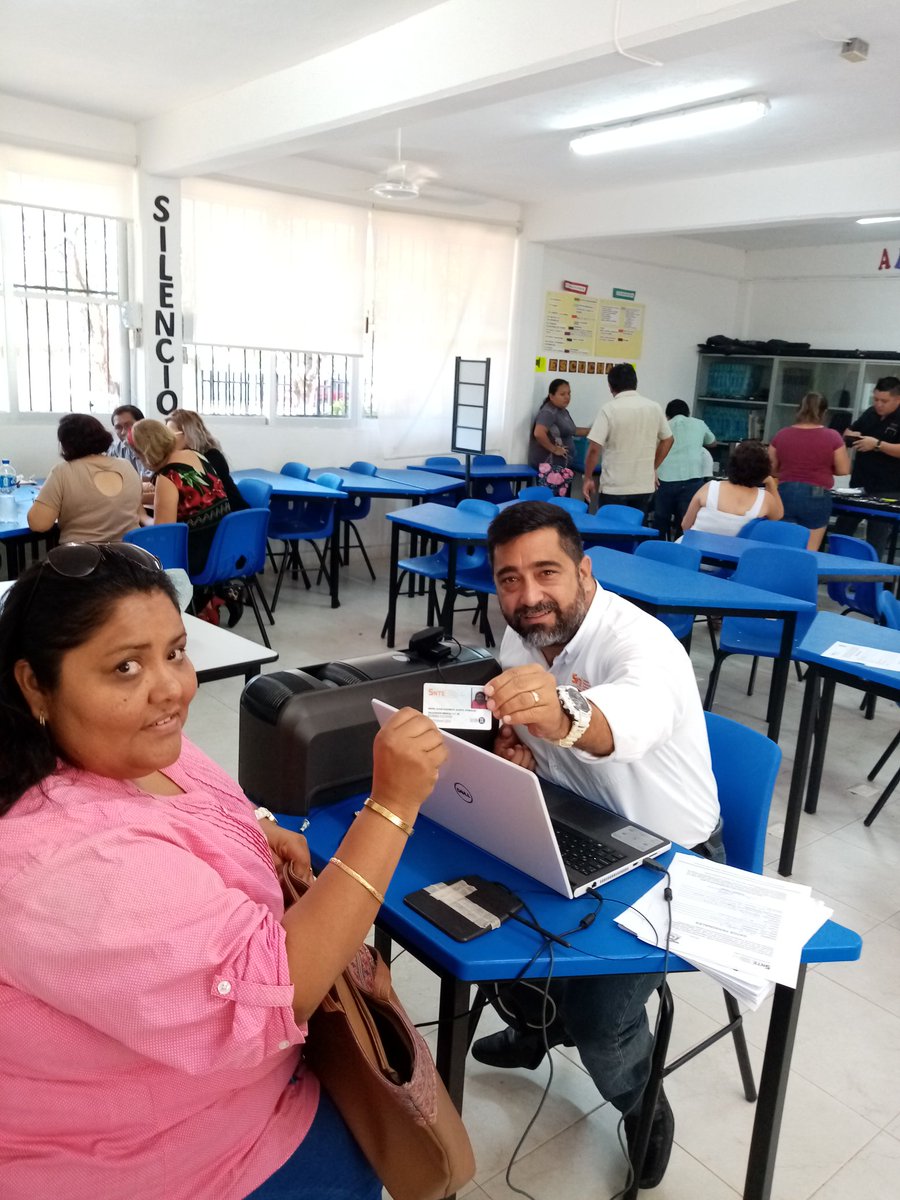 ricardomm78's tweet photo. Excelente jornada de #Credencialización y caravana de servicios del @SNTESeccion33 en Chocholá, Yucatán con compañeros de la #Región8
Presentes mis compañeros @AnyCetz @Arel_Rios @arielosorio1
En el SNTE trabajamos para ti!!!
@SnteNacional
@FranciscoSNTE
#SNTEunoAuno
@SSnte33 https://t.co/KlxWJXJyMk