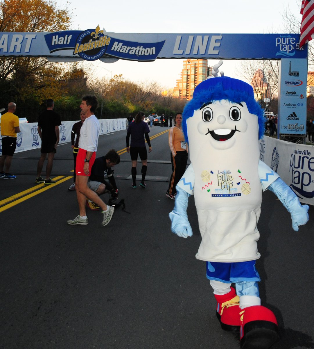 UrbanBourbonHM's tweet photo. #ThrowbackThursday all the way to 2011! Did you know #UBHM used to be the Louisville Sports Commission Half Marathon and Louisville pure tap 5k ? #puretap5k #TappertheMascot Louisville Water Company https://t.co/sQG49s581I