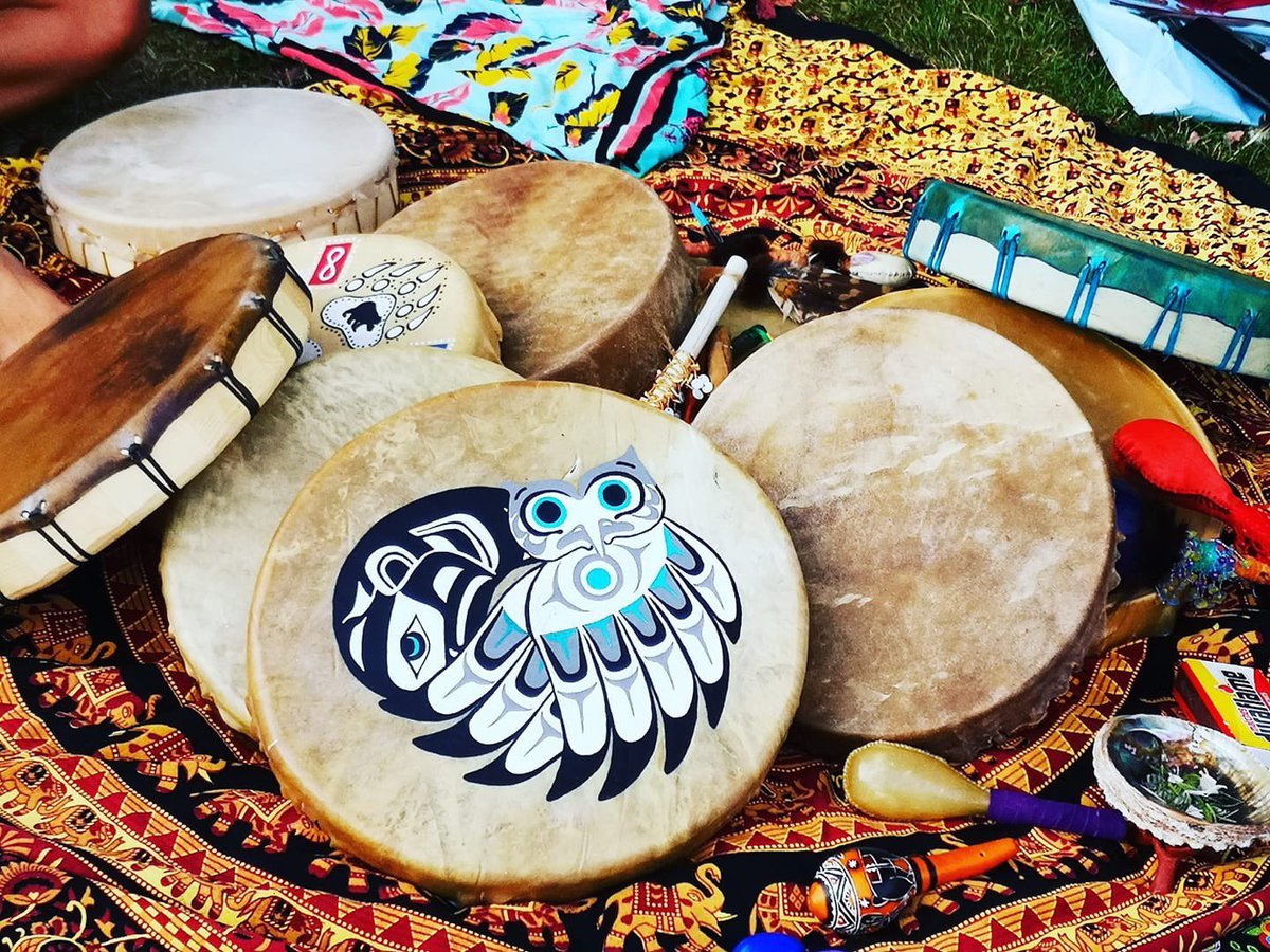 EndingViolence's tweet photo. Wildflower, Women of Turtle Island Drum Group is a hand drum group, using the healing power of the drum and song to overcome the impact of trauma.
The group meets every #Thursday from 6-8PM. For more information, email summer@bwss.org
#BWSSGroups #Indigenous https://t.co/319LQYAvQt
