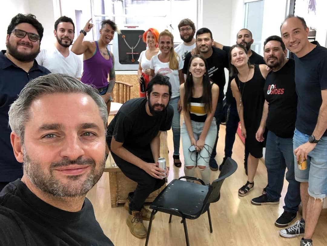 ekoparty's tweet photo. Estrenamos #TheRabbitHoleStudios con la grabación de @SecurePodcast 🎉
Gracias oyentes y conductores por venir 🙌🏻 El episodio se va a compartir en https://t.co/E6YG0TkG5y
.
We recorded #SecurePodcast at our brand new #TheRabbitHoleStudios 🎉
Thank you everyone! https://t.co/SZNOgd4g82
