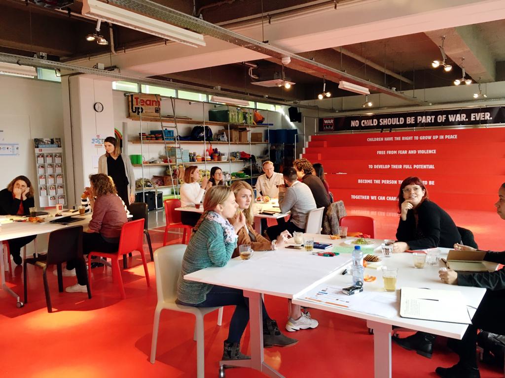 DCHI_NL's tweet photo. Today DCHI co-facilitated a workshop for #TeamUp. On the agenda: Play &amp; movement, energetic discussions and scaling ambitions! #cocreate #scaling #designingstrategy https://t.co/R3HTLOX95M