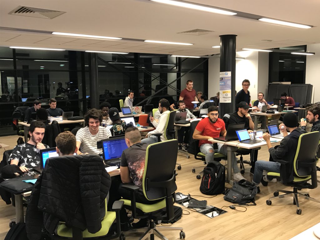 PolytechNSophia's tweet photo. La compétition #Hashcode de @Google a déjà démarré. @PolytechNS_UCA est représenté par plus d’une quinzaine d’équipes. Bonne réussite à tous les participants !

@reseaupolytech @uca_education https://t.co/BUun01Z22E