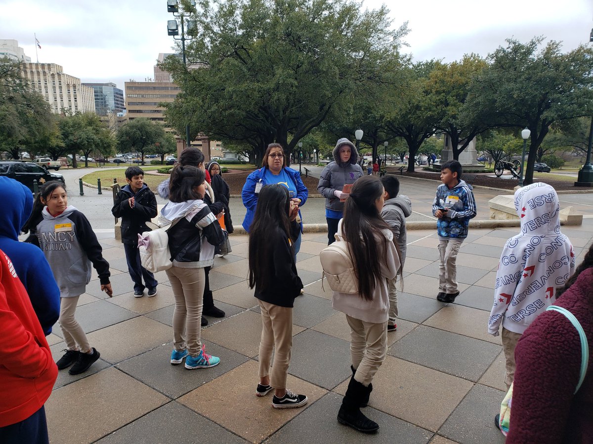 MrRubioMath's tweet photo. Just arrived in Austin
@ChambersCharger https://t.co/x859mhCEJx