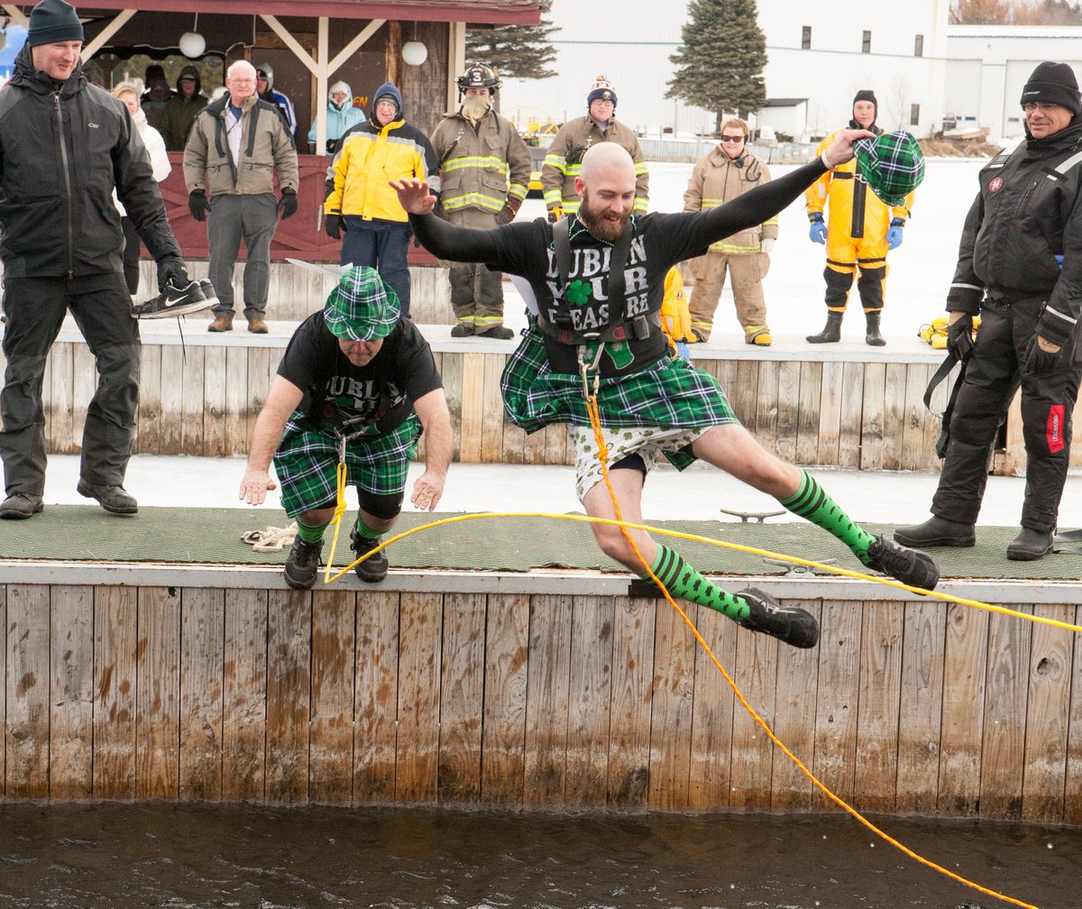 BCResortMarina's tweet photo. WHO WANTS TO TAKE A LEAP ON FEBRUARY 29th!!! https://t.co/dlRNsKA4px