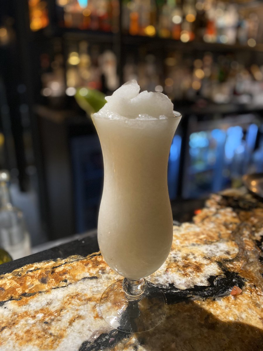 BellaRobot's tweet photo. Have you heard @gauchogroup #Birmingham has a newly refurbed bar? They also serve great cocktails such as these bad boys. I recommend the Rose Petal Martini 🌹 #ad #invite #gauchobirmingham #cocktails #birmingham #brumbloggers #fdbloggers https://t.co/3jvJyXHKW0