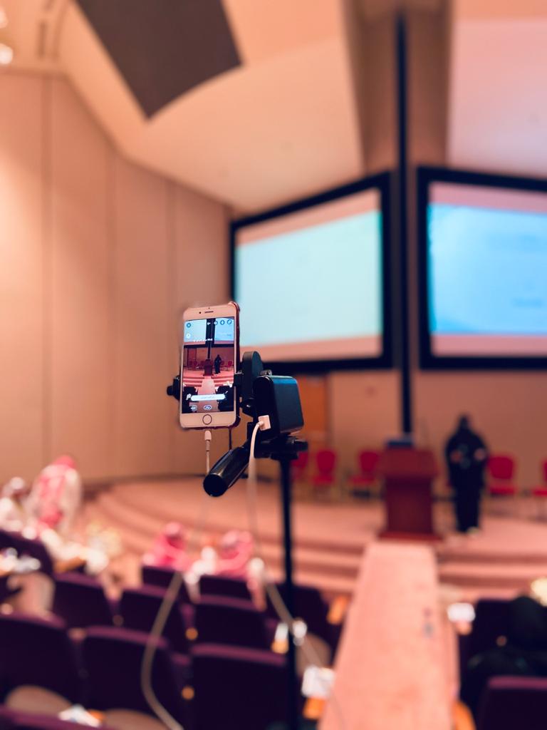 ranya1yousif's tweet photo. ممتنة لثقتكم @Mimi_Alshareef @mkalhanawi @HSA_Team

كانت فرصة مميزة، و تجربة فريدة بالنسبة لي، و كان الملتقى مثري و غني و الأهم منظم جدا و هادئ

بارك الله لكم هالجهود الطيبة و جزاكم خير الجزاء عن كل من استفاد ♡ https://t.co/LFftfHZNU8