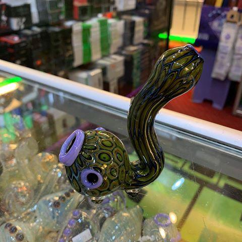 Bubble trap sherlock by firewerks glass! #colorado #keepit100 #thebombheadshop #bonghit #onelove #marijuana #ganja #cannabis #growyourOWN #glassforsale #waterpipe #bong #rig #handpipe #bubblecap