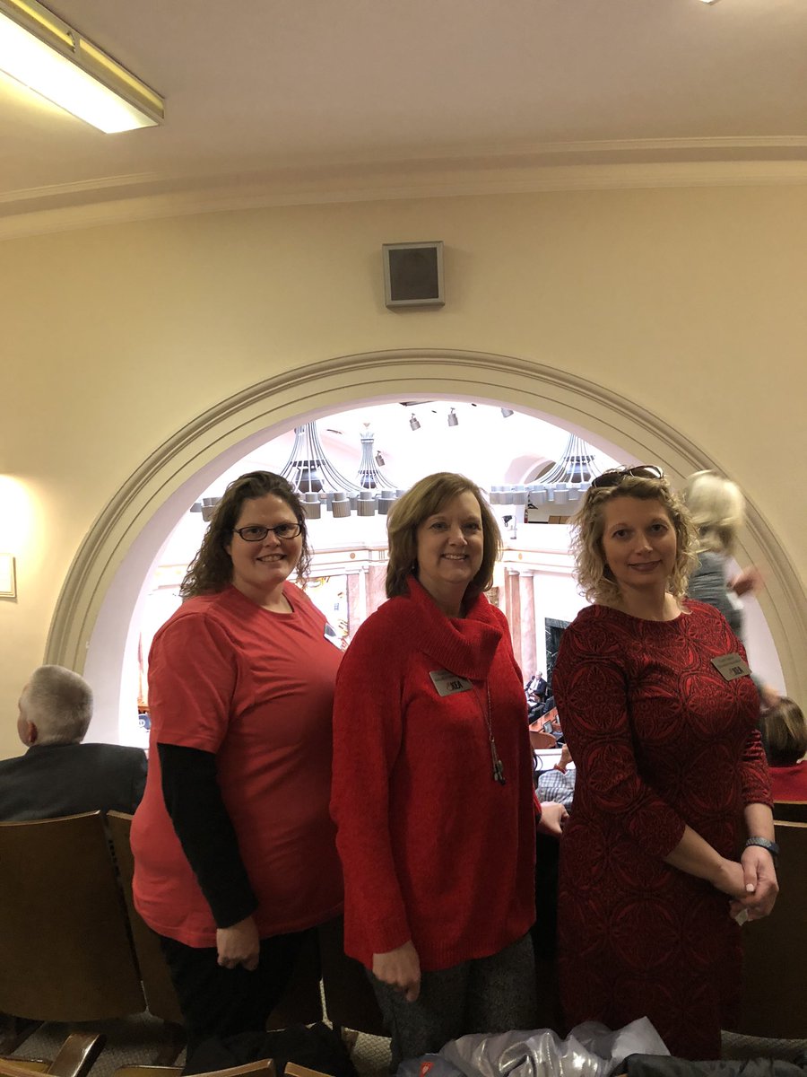 emac412's tweet photo. @KYEducators  #ILOVEMYPUBLICSCHOOL #EMPOWEREDEDUCATOR Fourth District Day of Learning @MCPS_KY https://t.co/muKAb92sxl