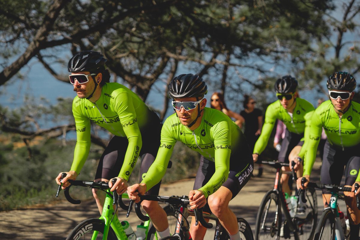 nsimm22's tweet photo. KIT STORE IS LIVE 🔥🔥🔥 @pactimo 
https://t.co/LYBh4897QK https://t.co/gsh56m8gVH