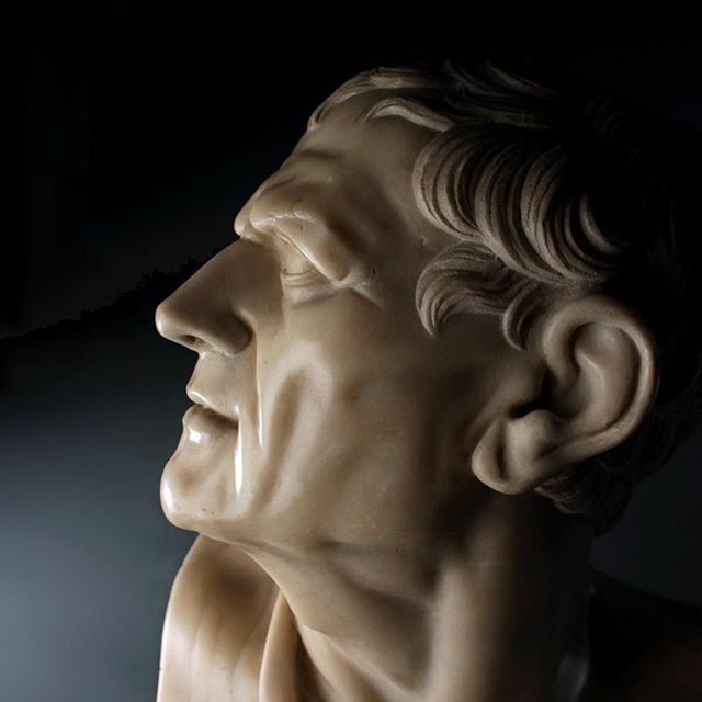 cella_antiques's tweet photo. Preview. 18th Century marble bust of Lysimachus.

#grandtour #lysimachus #neoclassic #neoclassicstatue #classicism #alexanderthegreat #ancientgreek #ancientgreece #ancientgreekhistory #classicstatue #decoratingwithantiques #marblestatue #classicbust #ant… https://t.co/ZMDZA0WSOJ https://t.co/nxL1g6KUYs
