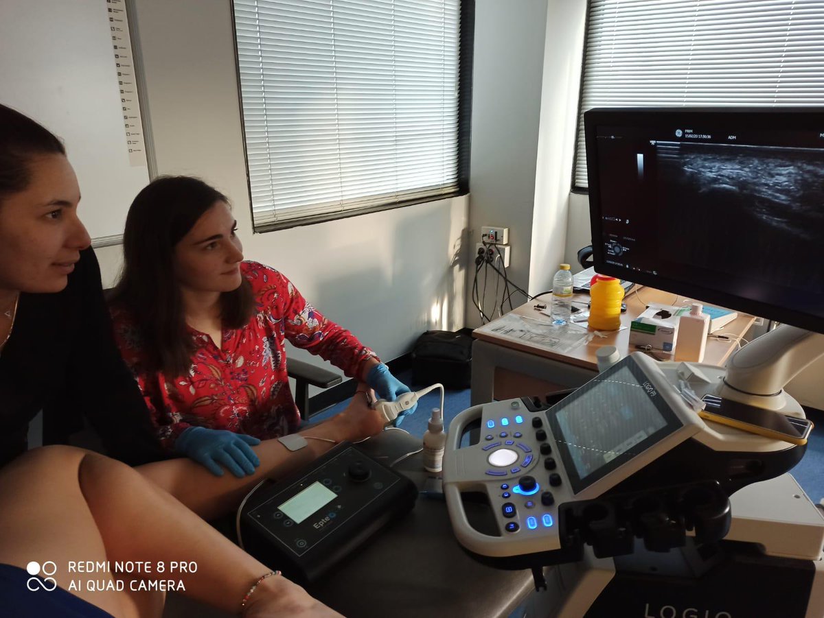 ionclinics's tweet photo. Este fin de semana hemos estado en el Máster de #FisioterapiaDeportiva de la @RealMadridUE  con nuestro docente @DaniMartinFisio y @GarciaCuelloH y @agmfis cediendo equipos #EPTE

¡Gracias!

#electrolisispercutanea #EPTESystem #EPTEBipolarSystem https://t.co/tzv8oCA2VG