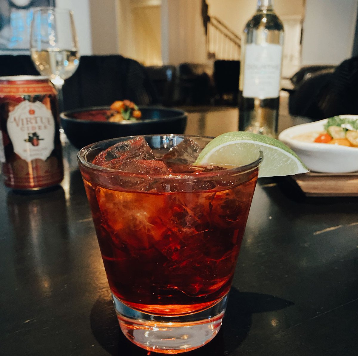 It's basically the weekend, right? Get a head start and join us at #20eChicago for Happy Hour, 3pm - 6pm!
• $4 Beers 🍻
• $5 Absolut Mixed Drinks 🍹
• $6 Select Glasses of Wine 🍷
• $7 Bites 🍴