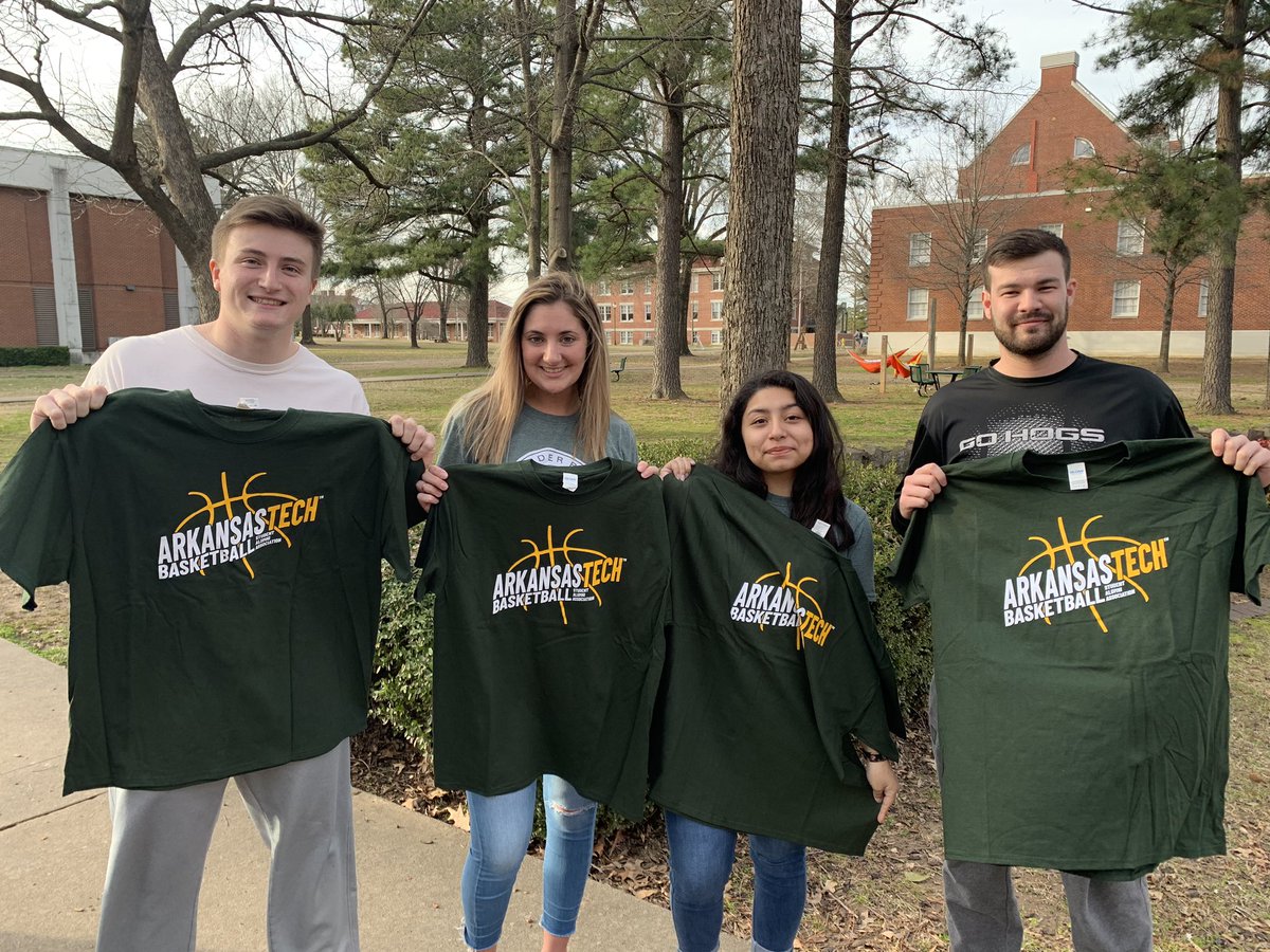 ATUPLC's tweet photo. Come see us at Tucker Coliseum tonight! Come support your Golden Suns & Wonder Boys along with getting a free shirt!! See you at 6:30🏀🏀🏀 #GoldRush2020 #atuplc #weloveafreeshirt https://t.co/u7lRFA1qGf