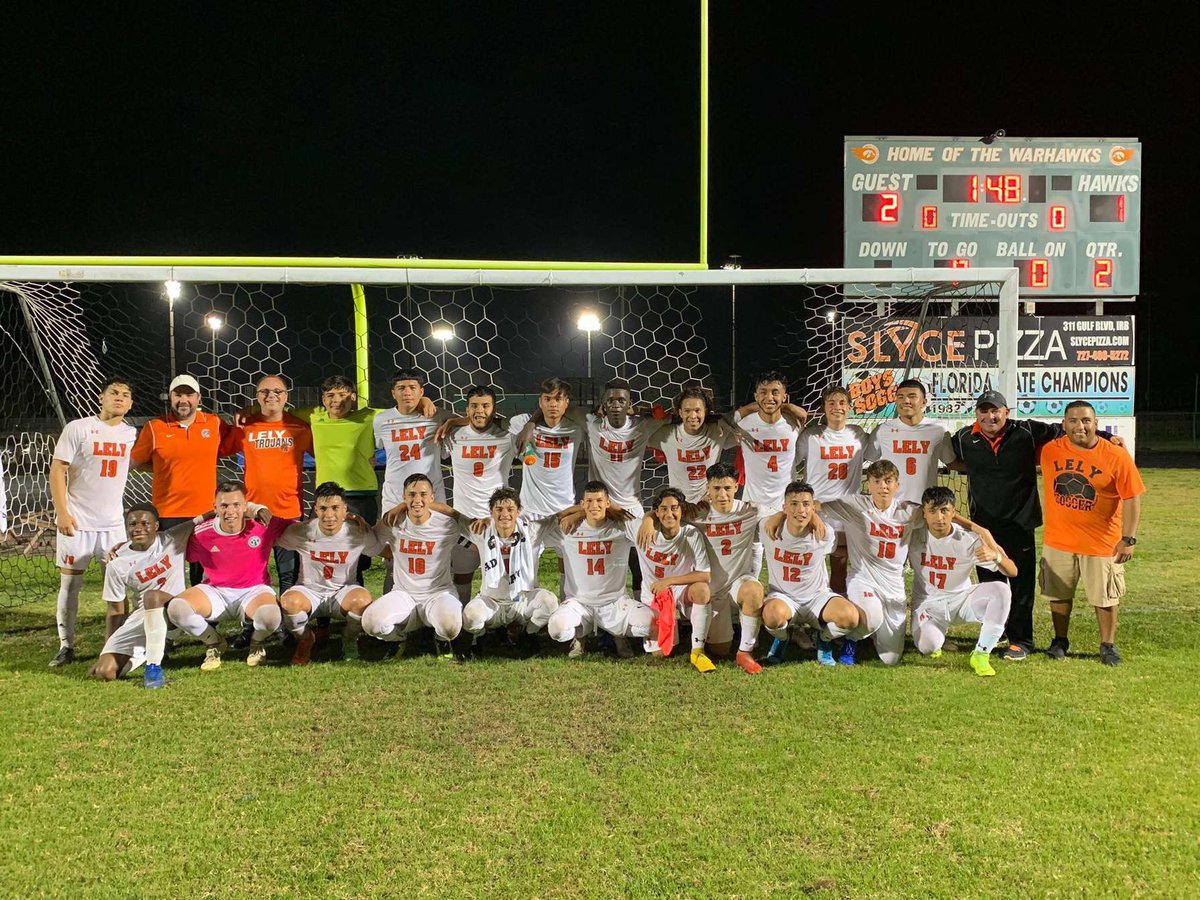 nano__swagger's tweet photo. Regional champs π€π§‘ ! States next ! @WeAreLely @mr_wennlund_lhs #GoLelyGo #WeAreLely https://t.co/jbOELquHpr