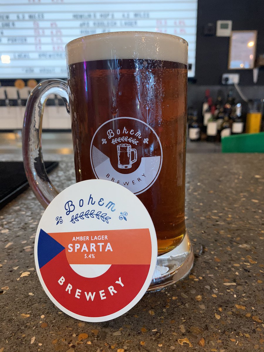 essex_london's tweet photo. Welcome to the family!!! 🍺🤤😘💝#Craftbeer #beerporn #beer #lislington #angel #pint #goodtimes #londonnightlife #delicious #family @BeerGuideLondon @BohemBrewery https://t.co/12LRxHjGBO