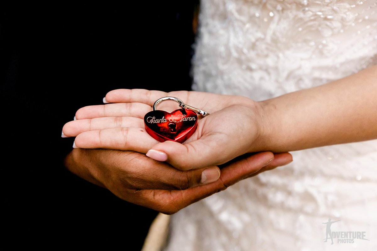 AdventurePhot's tweet image. "Two souls but a single thought, two hearts that beat as one" ❤️📷💍🌴#weddinginspiration #WeddingPhotographer #AdventurePhotos #Inspiredbyyou
Special thanks to @DreamsRiviera