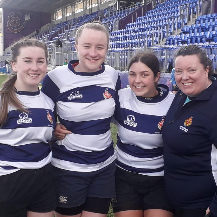 geraldine2807's tweet photo. So proud of these girls playing today for North Midlands #CantSeeCantBe #futurerolemodels #fromthegroundup just stay believing the world is yours for the taking. #proudcoach https://t.co/LorSE4DzcN
