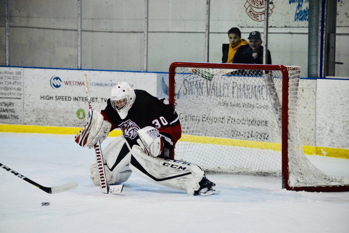 Wendy_Pohl's tweet photo. Tough 6-5 loss in OT last night in Swan River to SV Tigers #GCBWildcats #WHSHL #PlayOffs #HighSchool #Hockey #Goalie Gord Pohl #30 #MakingSaves #BetweenThePipes #Southwest #Manitoba #AwayGame #SwanRiver #StampedersArena #CloseGame #Nikon ππ₯
πΈ https://t.co/SrqDQHczeM