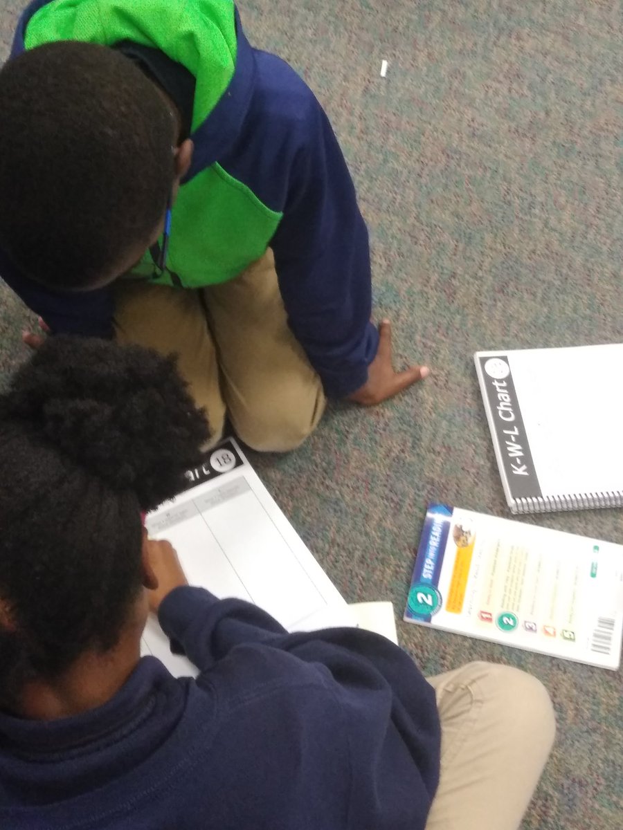 AllegraFaye's tweet photo. Learning Together Program- The 4th grade students were tutoring the 2nd graders!  #readingtogether #peertutoring @nmtrent @HolmquistES @learningtogethr https://t.co/btbtnKHuuS