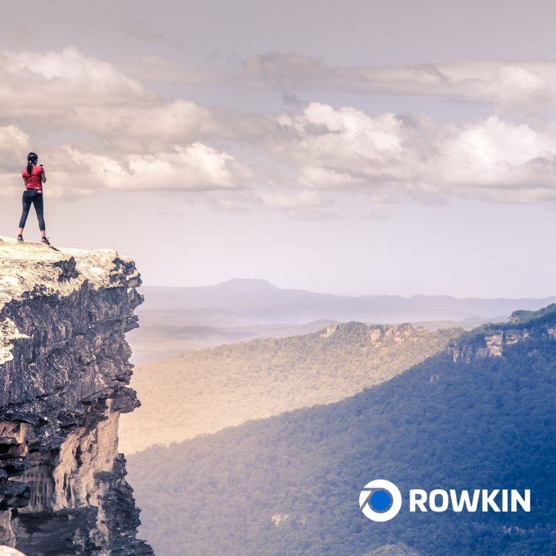 RowkinInc's tweet photo. Even with great #music playing through your #Rowkin earbuds, you can hear the #mountains calling you. Go ahead and answer https://t.co/glEqZlIaxi