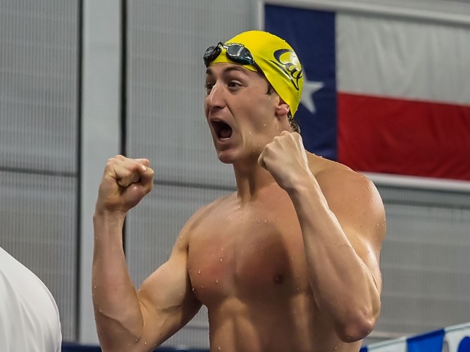 SwimmingWorld's tweet photo. Ryan Hoffer Leads Cal Sprint Group In Search of Repeat Title - https://t.co/nyghSfiIuC @hoffer_ryan @calmenswim https://t.co/X5MTRsyzFa