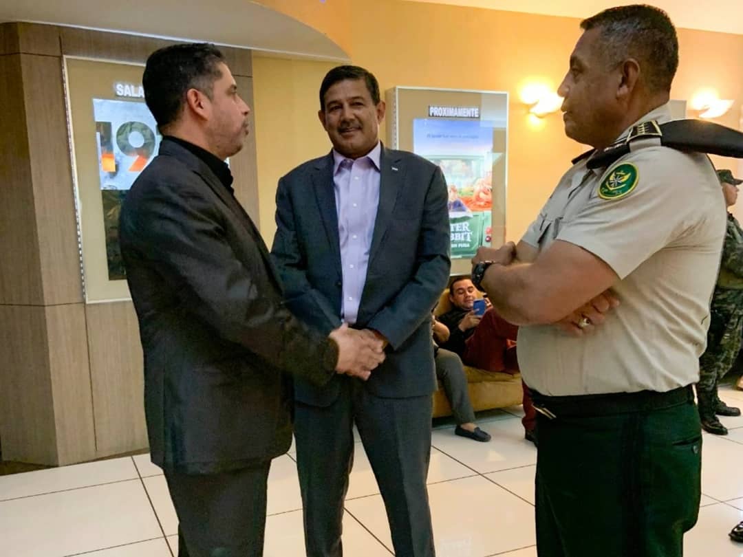 balamHN's tweet photo. Todo un éxito la premiere del cortometraje #PULGA y el documental Cien Horas de Furia en Tegucigalpa, agradecemos a todos los que asistieron en esta gran noche.

@alejoirias
@LaPulpehn 
#documental #cine #movie #film #Honduras #100HDF #ElSalvador https://t.co/W5KAnCqlop