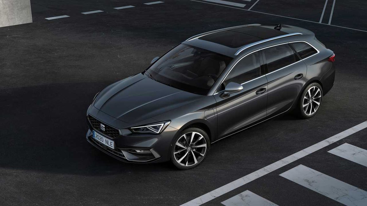 CanadianDessert's tweet photo. The new @SEATofficial Leon Sportstourer Cupra. Wonderful car which come's with some amazing perks and packs. It has upto 310bhp or you can get the plug-in hybrid which has 243bhp.  

#seatleon #Geneva #speed #car https://t.co/T5QS3cfJnc