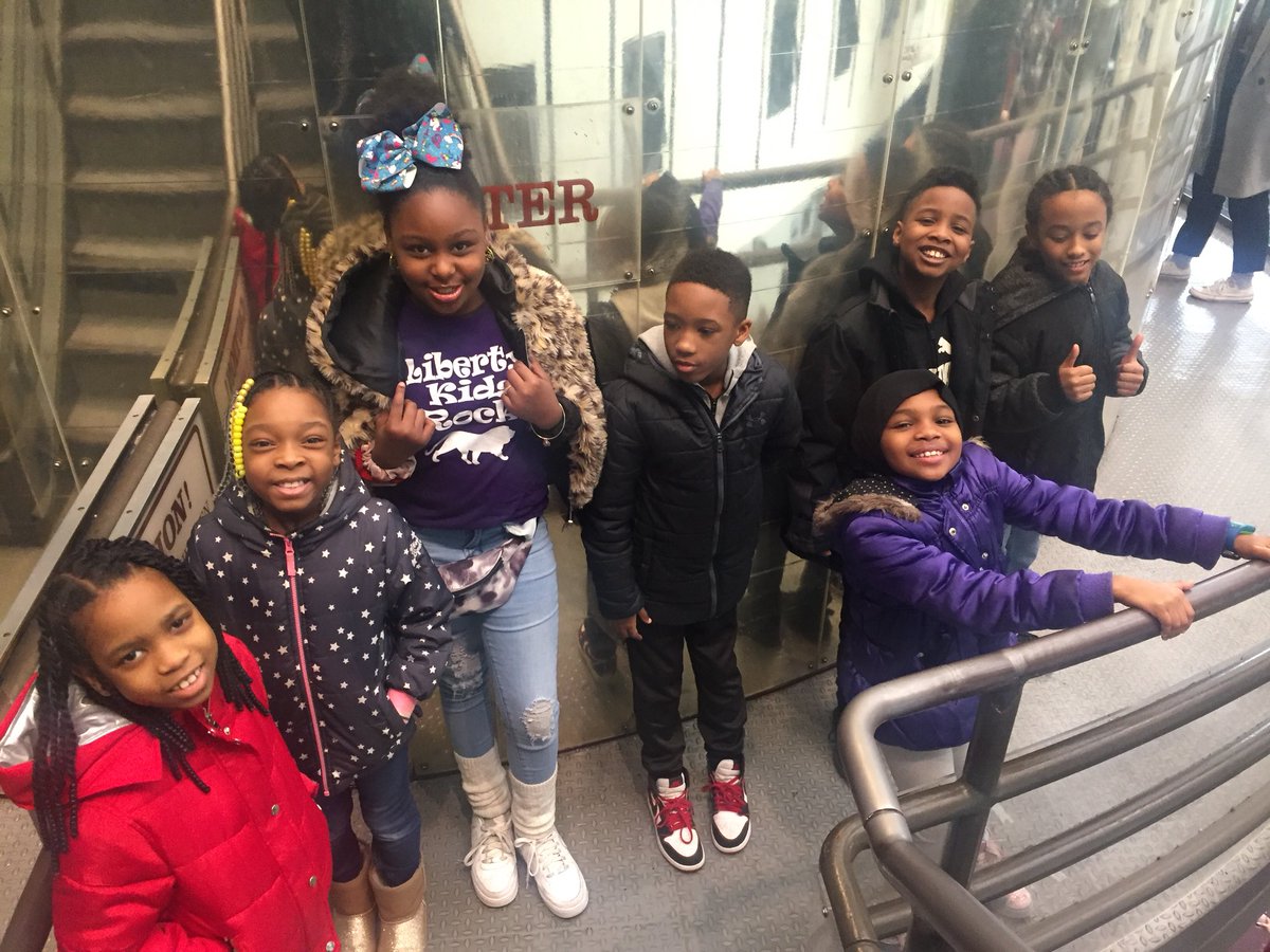 Tamika Peters 🇦🇬♑️❤️🖤💚 tweet media