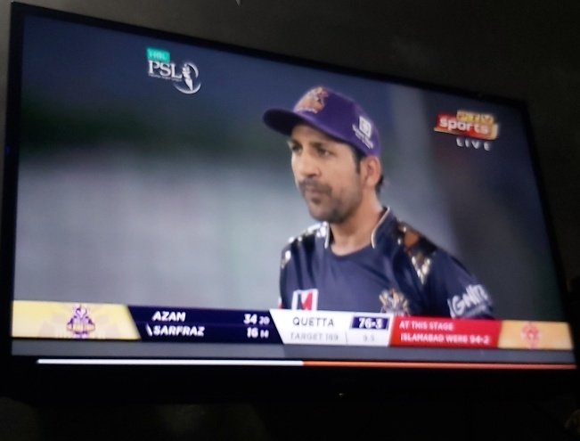 Bilqees1234's tweet photo. Sarfaraz  dhoka nahi Dega 🔥🔥
 #PSL2020 
#QGvIU https://t.co/on9fLx4rvr