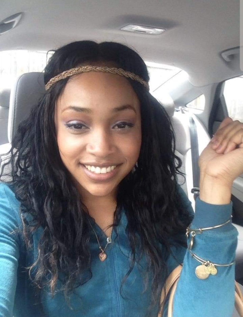 itsASH_CASH's tweet photo. My friends sister Adrienne Adorno is missing! She lives in NJ. Any help would be greatly appreciated. She has a little daughter at home and we haven't heard from her since Feb 3rd 😩😩😩😩😩😩😩 https://t.co/h4tfM3CXZw