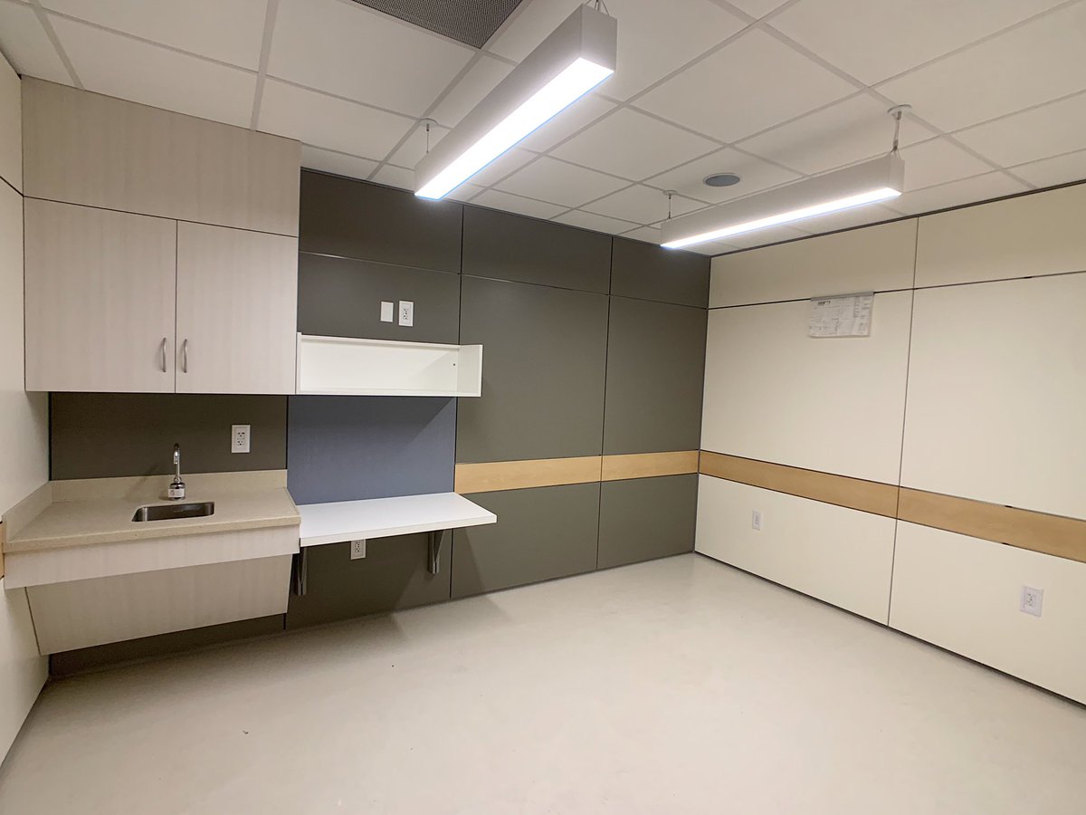 TocciConstruct's tweet photo. Today we checked out our DIRTT mockups at Boston Medical Center. These prefabricated modular offices increase sustainability, save time on schedule, and allow for added flexibility on site. @DIRTT #prefab #modular #office #healthcare #boston https://t.co/cWg2Bm8StQ
