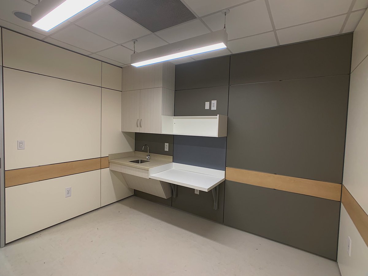 TocciConstruct's tweet photo. Today we checked out our DIRTT mockups at Boston Medical Center. These prefabricated modular offices increase sustainability, save time on schedule, and allow for added flexibility on site. @DIRTT #prefab #modular #office #healthcare #boston https://t.co/cWg2Bm8StQ