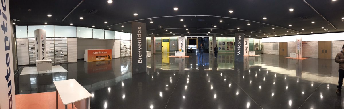 Xavidop's tweet image. Ya está todo listo! Que ganas de mañana🔥🔥🔥 @DevOpsDaysMad  #devopsdaysMadrid