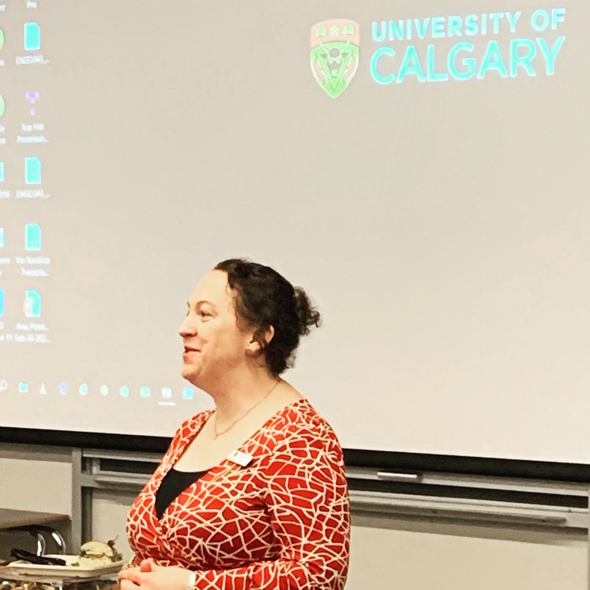 AWSNSocial's tweet photo. Thx to Dr. Wendy Benoit for telling us all about your path in #STEM #STEAM 💜 The girls had some really great questions!! #girlsinSTEM #FemaleSTEMmentors @UCalgary #operationminerva @NSERC_CRSNG https://t.co/XaZZEaMnCq