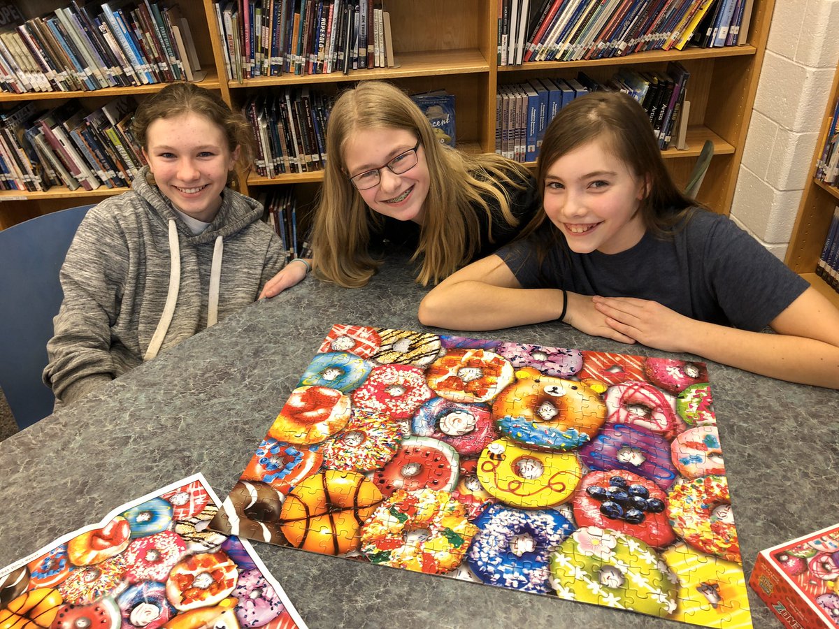 Lori Fogle tweet media