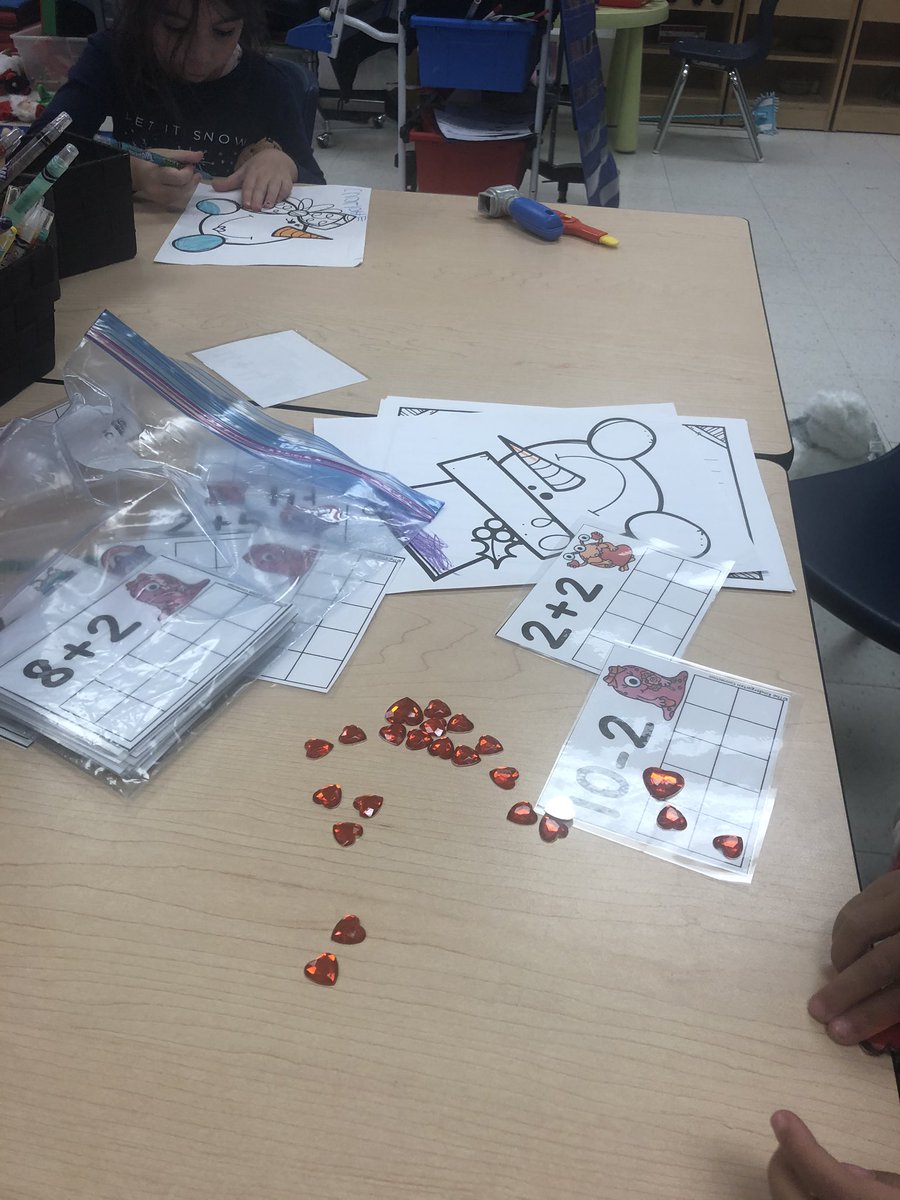 FdkbHeart's tweet photo. Learning all about adding & subtracting :) #makemathfun #lifelonglearning #theloveoflearing #mathcentres #FDK https://t.co/Xmt9UPLZ1N