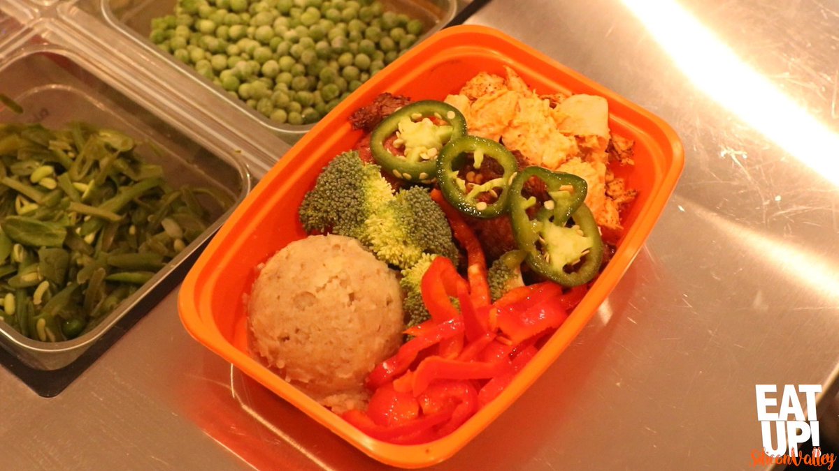 eatupca's tweet photo. THIS FRIDAY we're highlighting #SanJose's newest #MealPrep gem, @LeanfeastV (located minutes away from @FlySJC Airport)!
Never miss an episode, subscribe at https://t.co/BXaeIS0nIl.
#LeanFeast #SanJoseEats #CleanEating https://t.co/KvVfpmBNCC