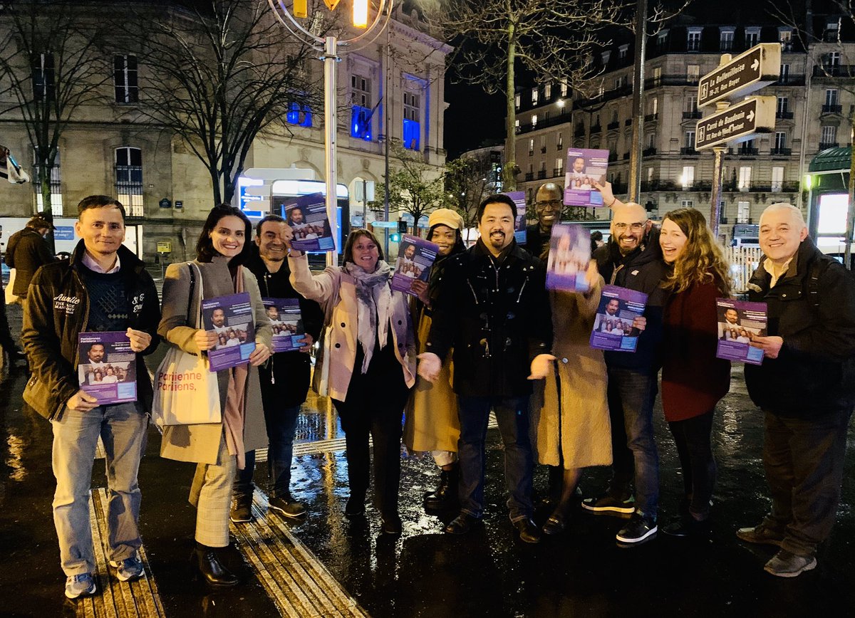 ValeryVuong's tweet photo. Ce soir réunion de campagne, nous serons au rendez-vous les 15 et 22 mars pour proposer aux habitant-es du 20e une liste citoyenne autonome, indépendante et exclusivement au service des Parisiennes et Parisiens ✊#Paris2020 #Paris20 https://t.co/ejFQGKBztP