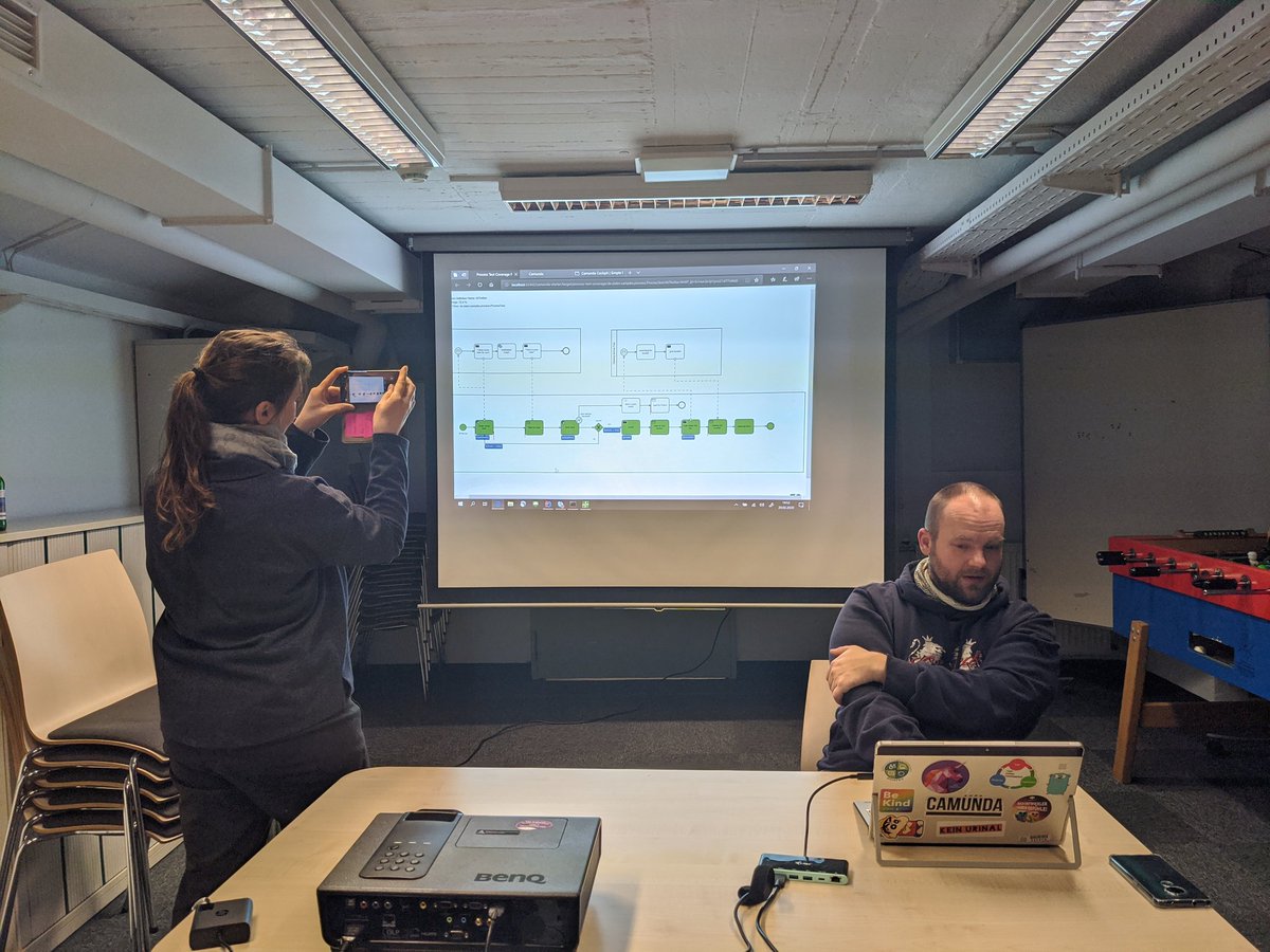 FrankPrechtel's tweet image. Another round of BPM (beer process modeling) with @KuschelKrolik of @SCC_at_DATEV presenting #Camunda at #Hackerkegeln.

github.com/camunda
hackerkegeln.de