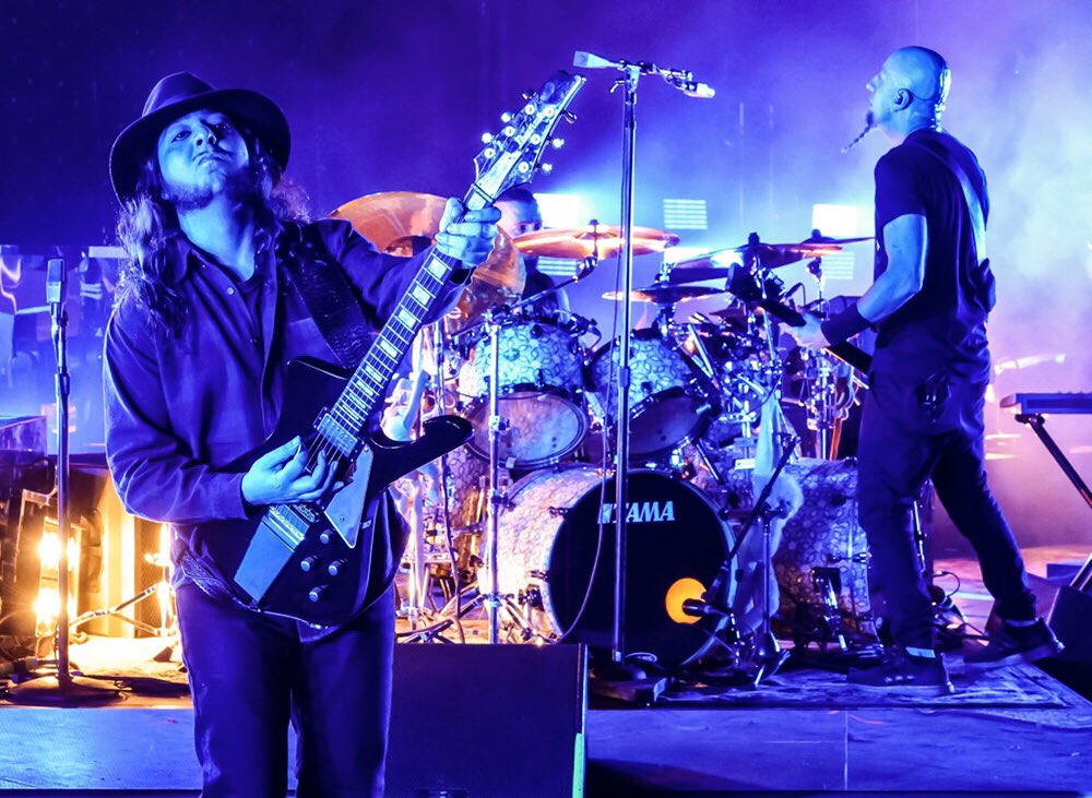 systemofadown's tweet photo. All the world I’ve seen before me passing by.
📷: @GregWatermann https://t.co/ColvAUhpzT