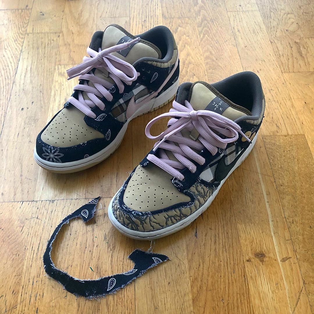 ComplexSneakers tweet picture